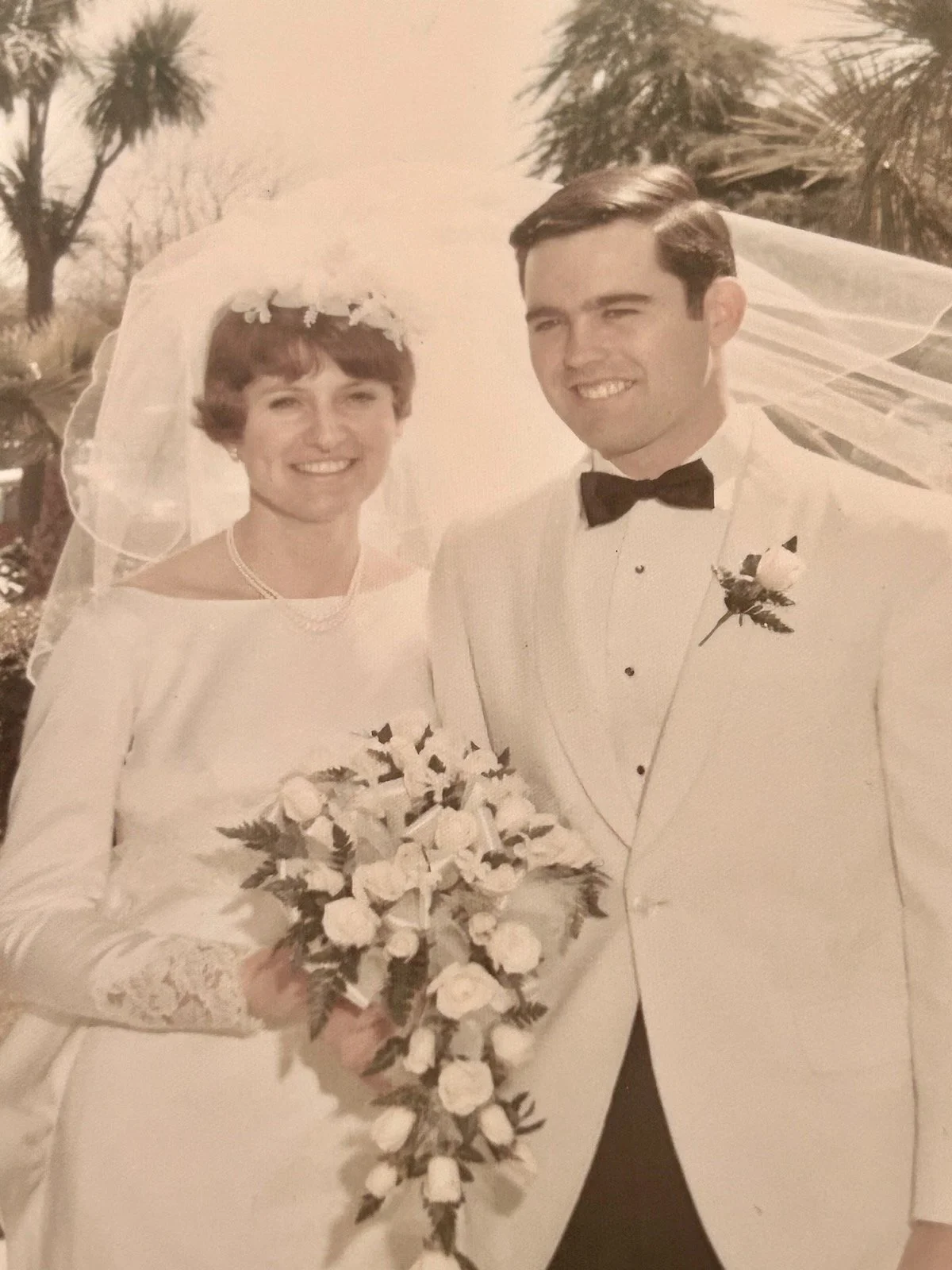 ELENOR DOMINIC '65 AND LEE FENSTERMAKER '65